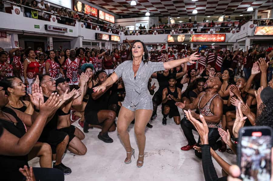Rio de Janeiro: Samba School Rehearsal Viewing With Transfer - Booking advice for a smoother night