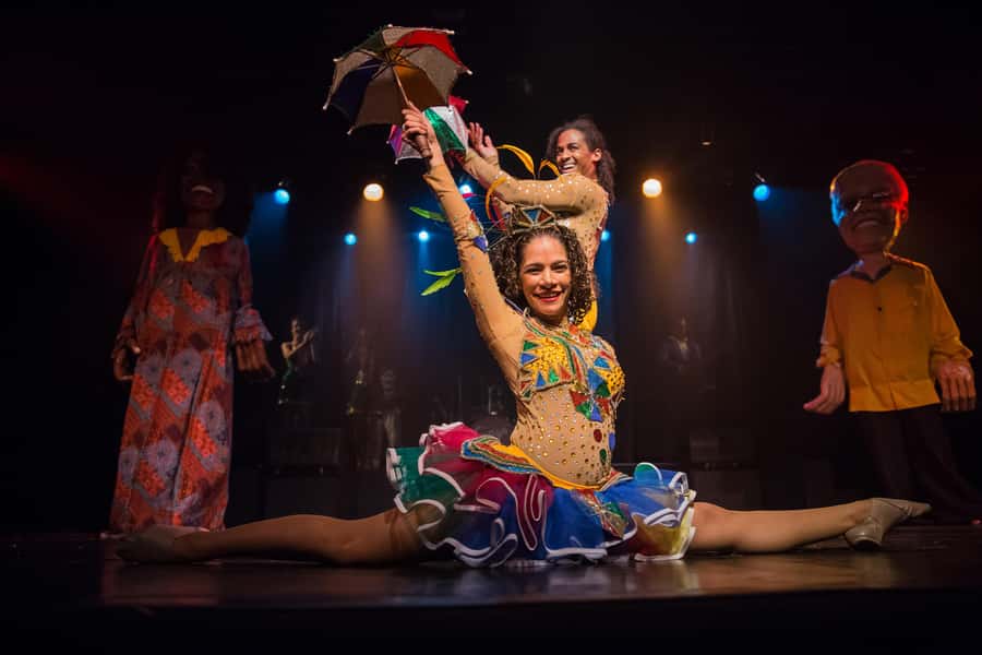 Rio de Janeiro: Samba Show Admission & Transfer - The optional churrascaria dinner
