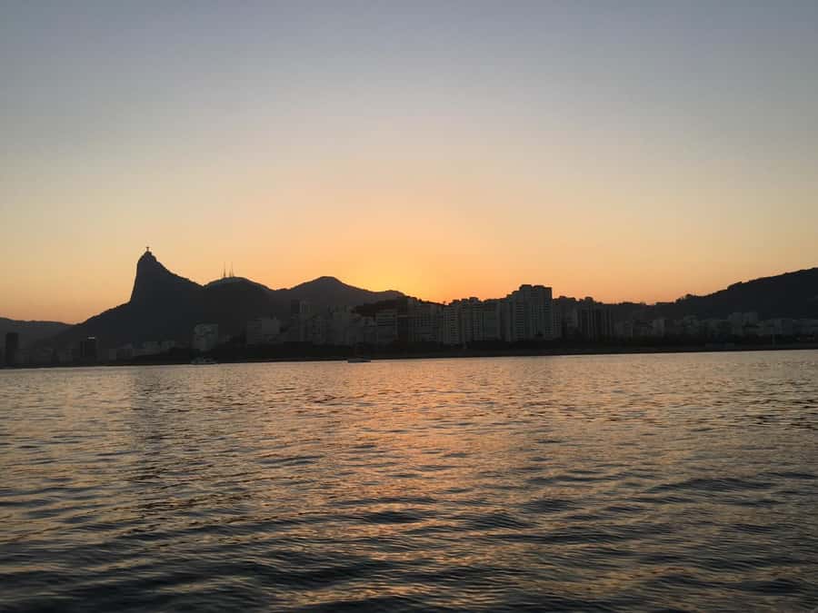 Rio de Janeiro: SpeedBoat Tour - Sunset with Beer - Praia Vermelha and the city from the bay