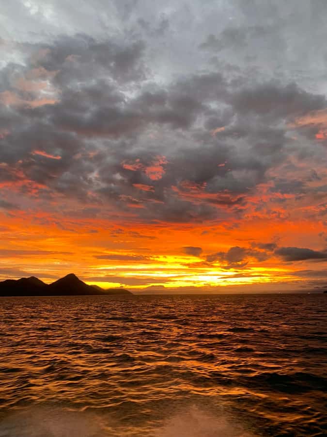 Rio de Janeiro: SpeedBoat Tour - Sunset with Beer - Adão Beach and the swimming pause