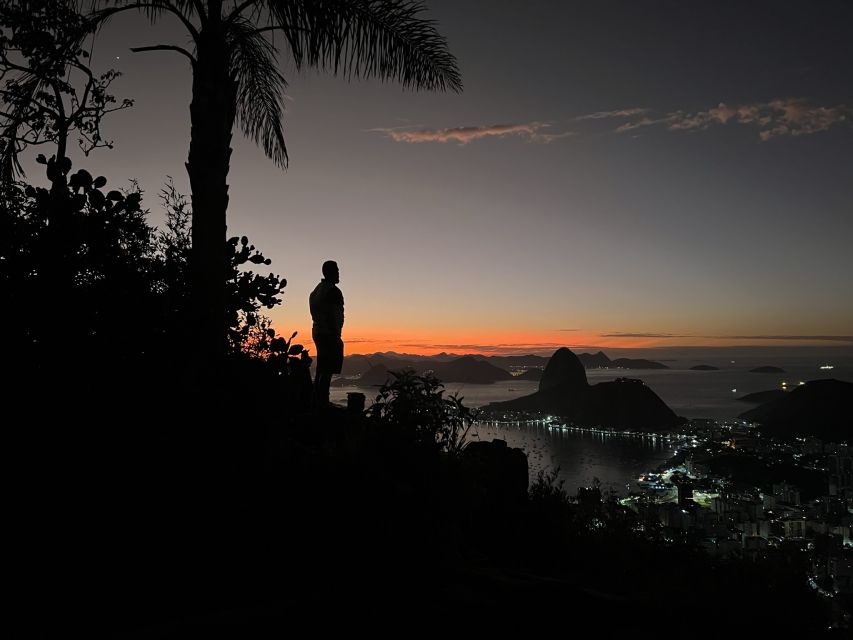 Rio de Janeiro: Sunrise Lookout and Christ the Redeemer Tour - The portable breakfast that replaces a café