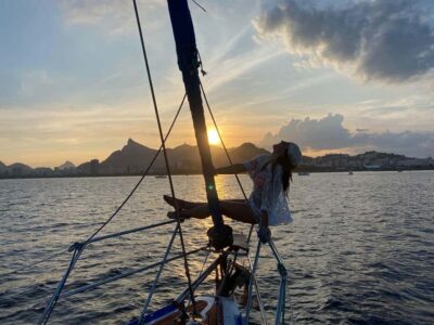 Sunset Sailboat Tour with Open Bar