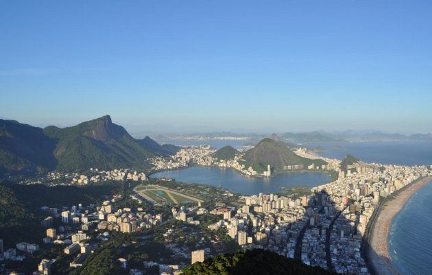 Rio de Janeiro: Vidigal Favela Tour and Two Brothers Hike - Reaching the summit of Morro Dois Irmãos