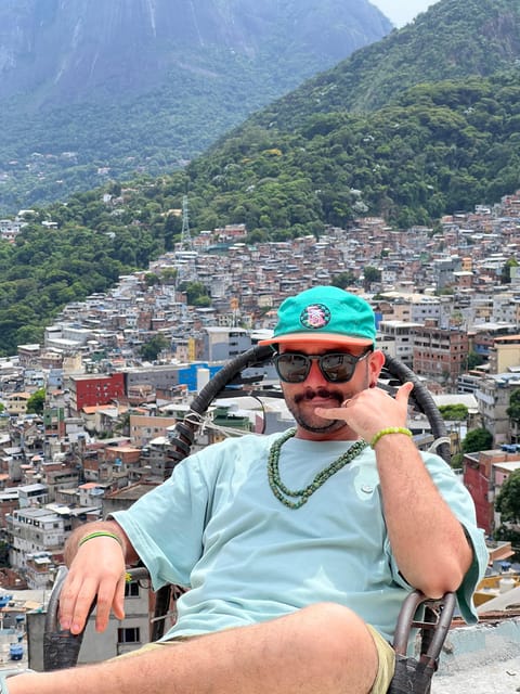 Rio: Favela Rocinha Tour with Local Guide & Secret Spots - Capoeira, samba, and the cultural presentation