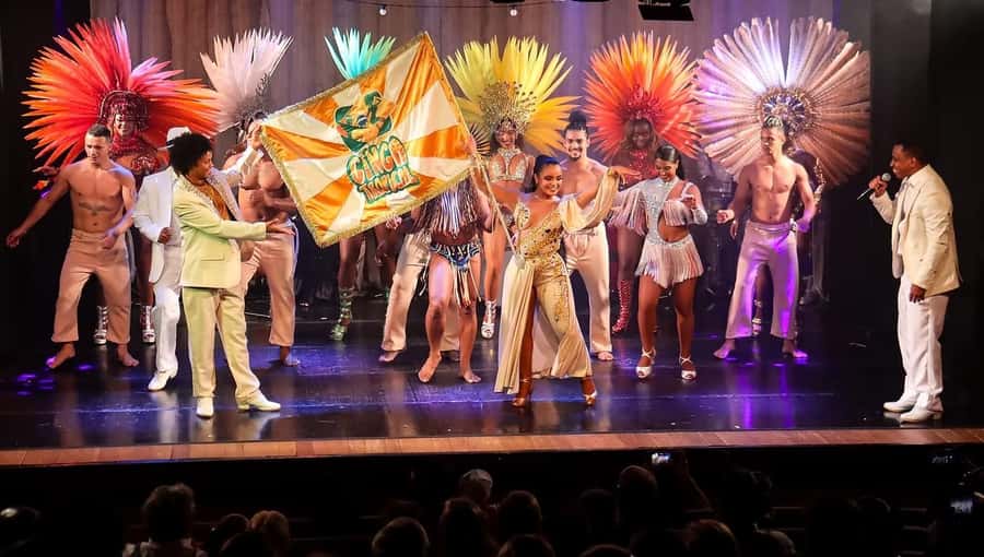Rio: Ginga Tropical Folkloric Show & Optional Dinner - Who will enjoy this evening most?