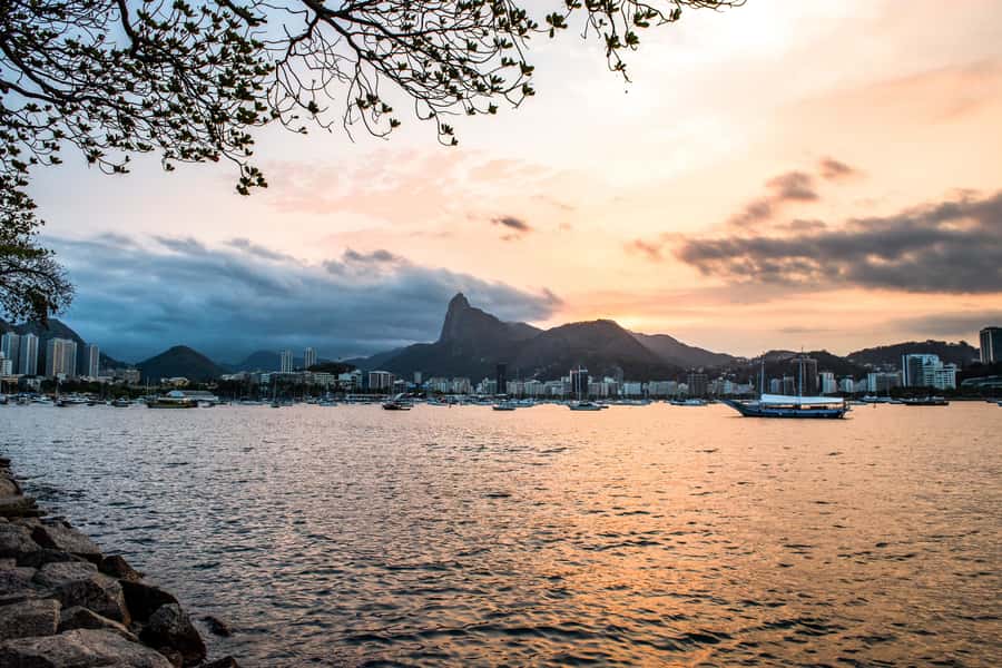 Rio: Guanabara Bay 2-Hour Boat Tour - The practical issue: finding the correct boat