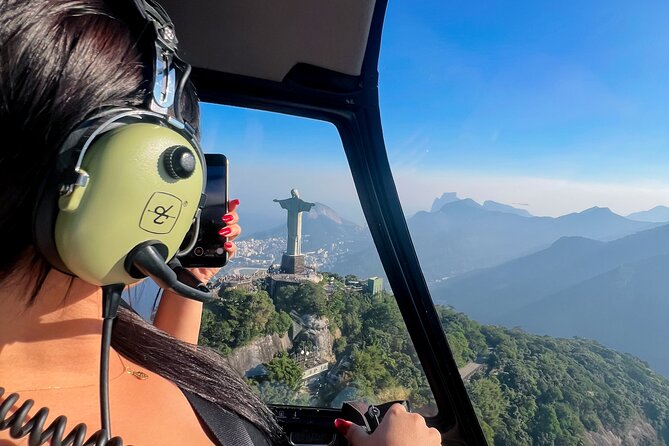 Rio : Helicopter tour at Christ the Redeemer - 30 minutes - The flight route: Rio’s coast, peaks, and neighborhoods