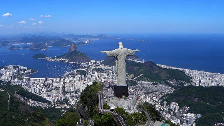 Rio: Maracanã Stadium & Christ the Redeemer by Rack Railway - Maracanã: a photo stop, not a stadium visit
