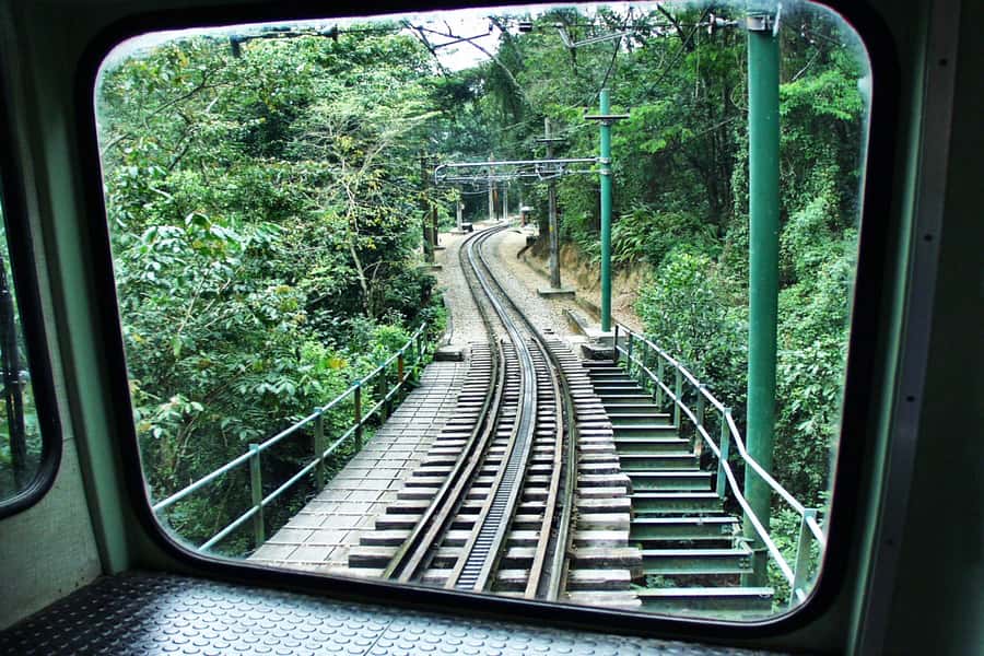 Rio: Maracanã Stadium & Christ the Redeemer by Rack Railway - A four-hour plan with very little spare time