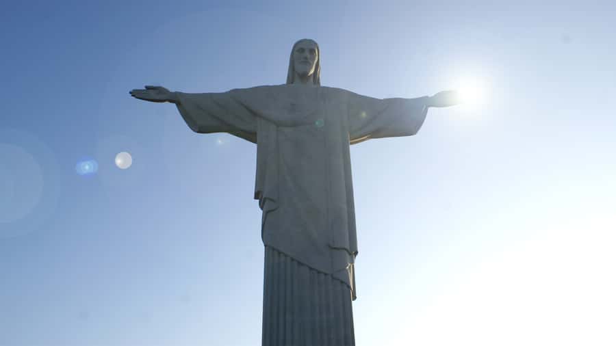Rio: Maracanã Stadium & Christ the Redeemer by Rack Railway - What the rack railway adds