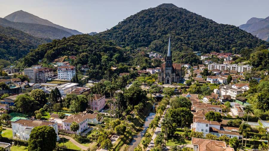 Rio: Petrópolis Trip with Palace, Imperial Museum & Brewery - The early pickup and the road to Casa do Alemão
