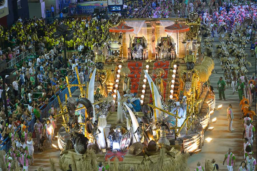 Rio: Premium Carnival Seating with Food, Drinks, & Transfers - The 1:30 a.m. escape route