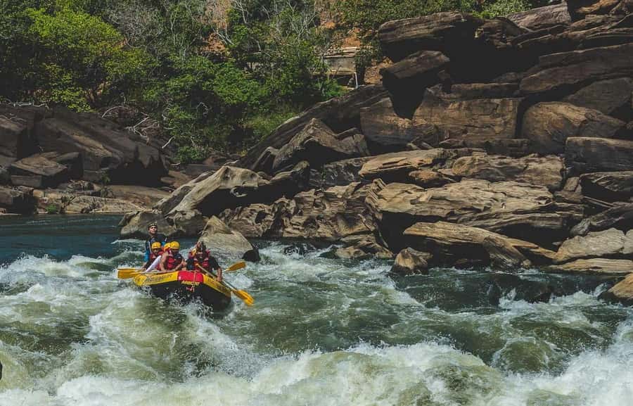 Rio: White Water Rafting Adventure tour in Rio de Janeiro - The lunch stop adds a local touch