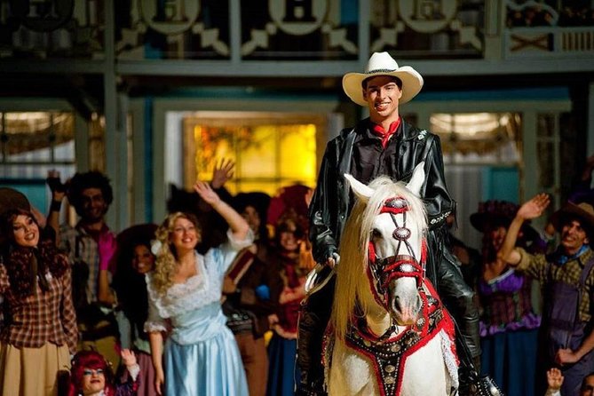 Round Trip Beto Carrero World from Balneario Camboriu - Cancellation and booking timing