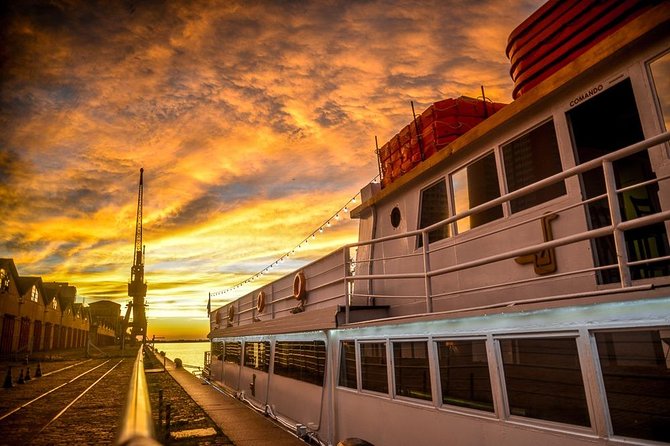 Sailing in Guaíba with White Swan Boat - Porto Alegre - Is $12.74 good value?