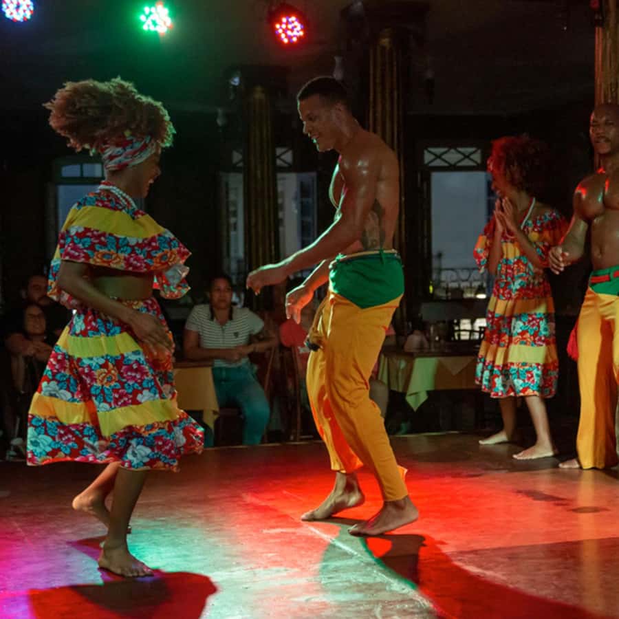 Salvador by Night: Cultural Show and Dinner. - Starting with Salvador hotel pickup