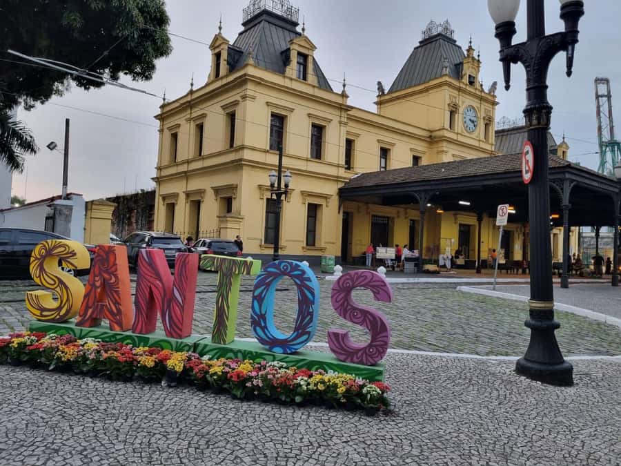 Santos & Guaruja: 8 hour Beach Tour Starting in Sao Paulo - Santos’ old center: coffee, Pelé, and Valongo Station