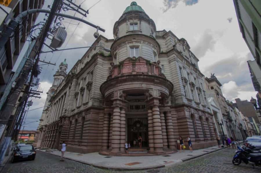 Santos: Local Highlights Private Tour - The historic center gives the port a human scale