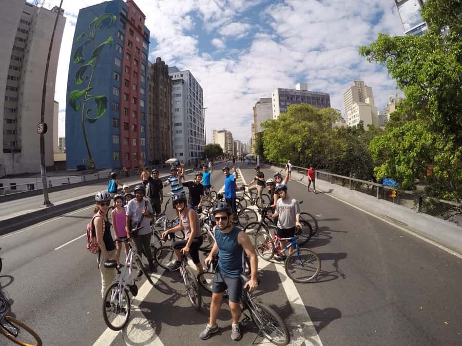 São Paulo: Downtown Historical Bike Tour - Starting with coffee in Vila Mariana