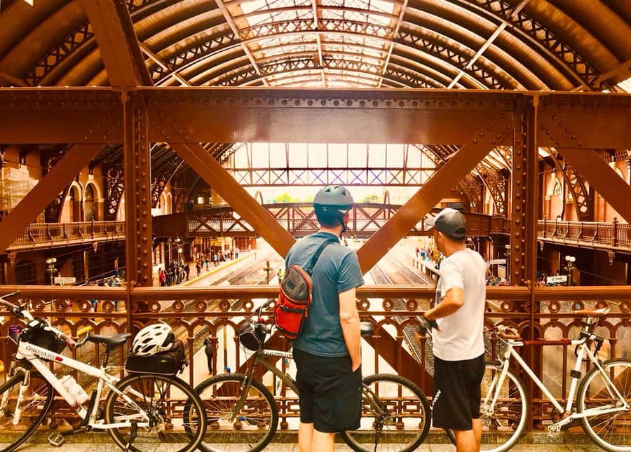 São Paulo: Downtown Historical Bike Tour - Santa Ifigênia Viaduct to the city’s birthplace