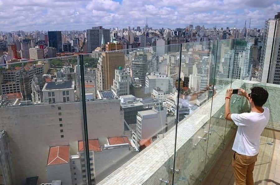 São Paulo: Downtown Walking Tour with Farol Santander Entry - Key points about this São Paulo walking tour