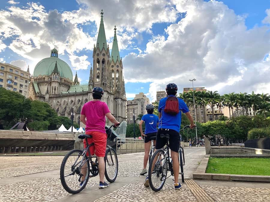 São Paulo Highlights: Culture, History, and Vibrance by Bike - Key points at a glance