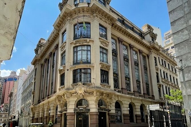 São Paulo : Highlights Walking Tour With A Guide - Farol Santander brings a higher view