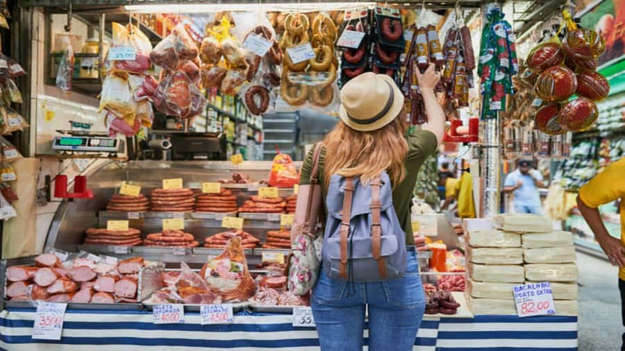 São Paulo: Main City Sights in 7 Hours – Shared Group Tour - Downtown explains São Paulo’s older story