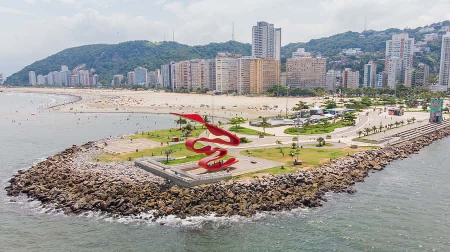 São Paulo: Santos and Guaruja Day Trip with Pickup and Beach - Starting with coffee at the Santos Coffee Museum