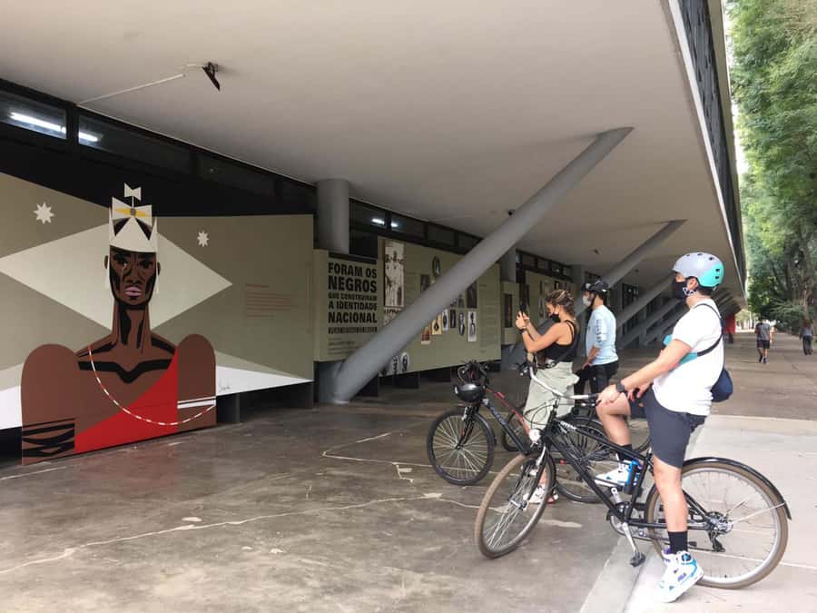 São Paulo: Street Art Bike Tour - Paulista Avenue sets the city’s tone