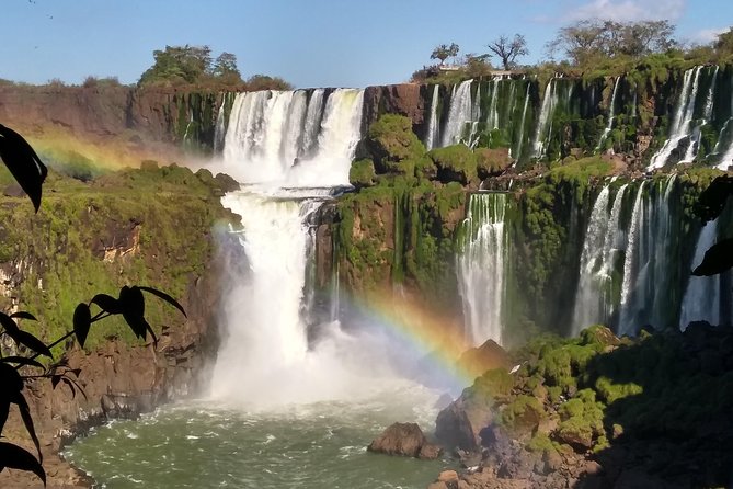 See the best of Iguazu Falls from both sides in just one day - Why seeing both sides matters
