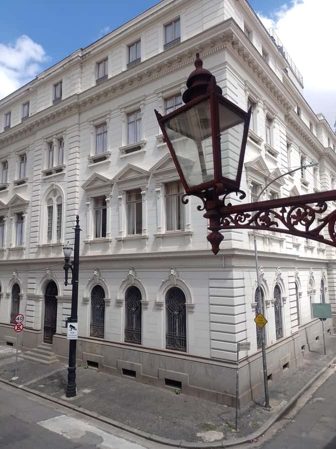 Special tour 8 hour (walking tour + nightlife ) - Taking the metro into the old city