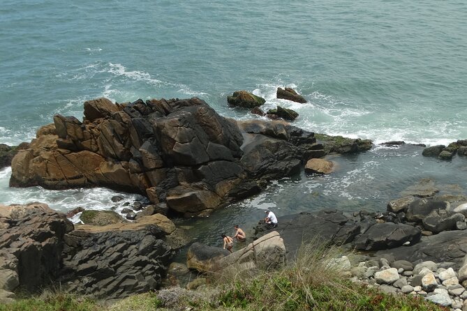 Sphinx Trail - Natural Pools and Rock Inscriptions - Choosing the Garopaba route