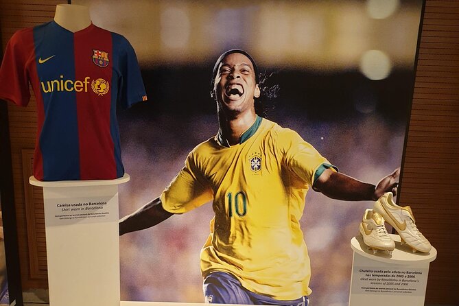 Stadium Stories & Food: Join a Maracanã stadium tour with a Local - The walking tour around Maracanã