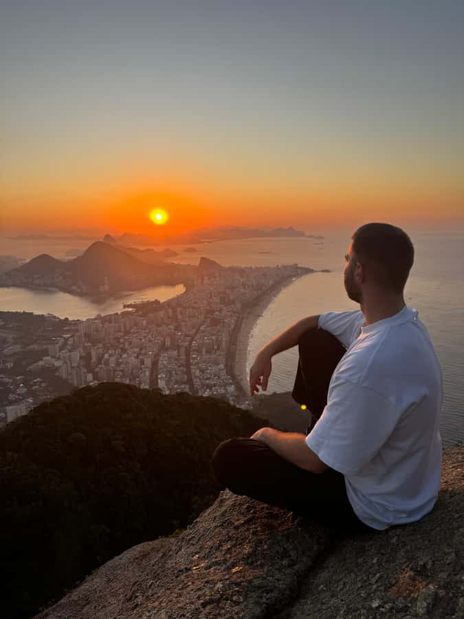 Sunrise at Morro Dois Irmãos + Vidigal Favela Experience - The hike to Morro Dois Irmãos