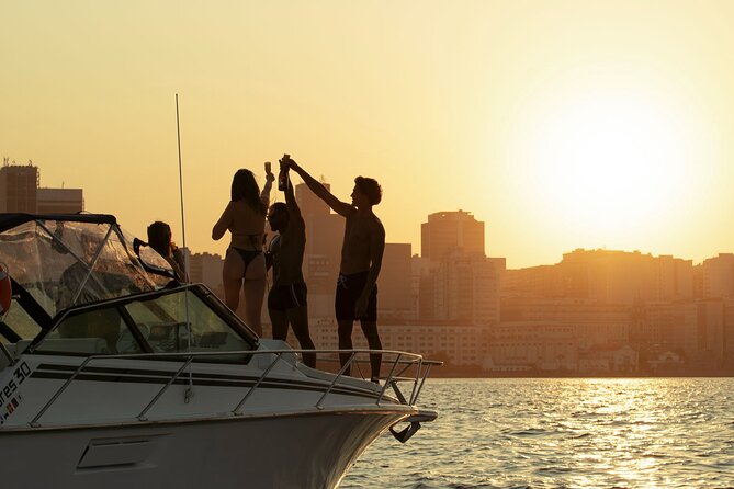 Sunset Boat Tour with Beer, Water, Soda and Snacks included - Who will enjoy this Rio boat trip most