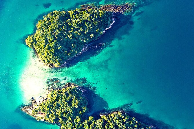 Super Blue Lagoon in Angra dos Reis - Araca Beach at Freguesia de Fora