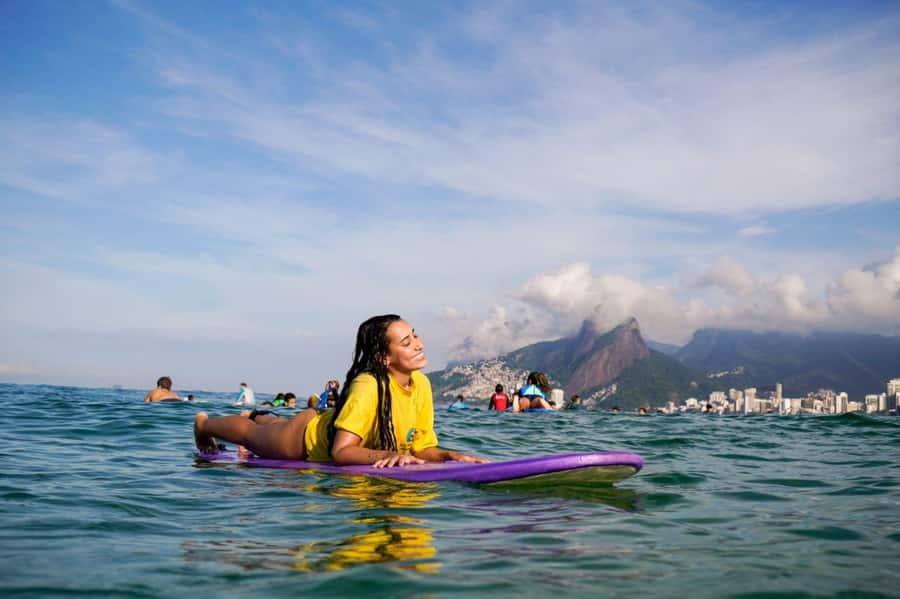 Surf lessons: in Arpoador in Ipanema. - Is $33 a fair price?