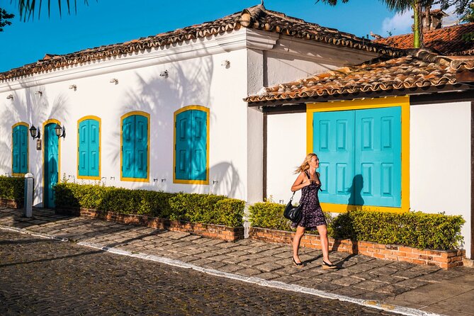 Talk to Buziane! - Os Três Pescadores and the story of working Búzios
