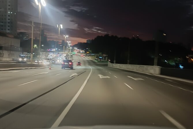 Taxi from Guarulhos Airport to São Paulo. - The ride to São Paulo’s east, north, west, south, or central districts