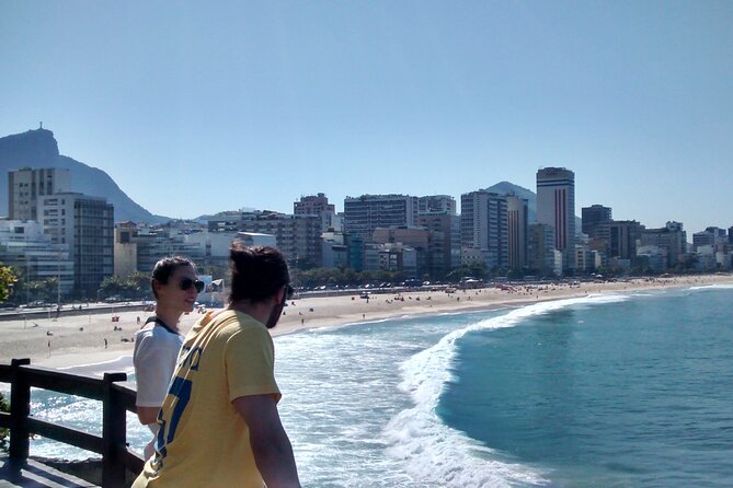 The Dois Irmãos Hike in Rio and Vidigal Favela Tour - The guide makes the difference
