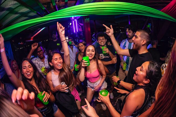 Ticket to 4-Hour Rio de Janeiro Boat Party - Face painting and the black-light section