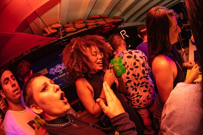 Ticket to 4-Hour Rio de Janeiro Boat Party - Who will enjoy this boat party most