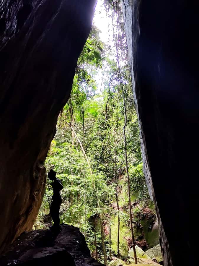 Tijuca Forest´s hike: caves, waterfalls and great views - Cachoeira das Almas and the waterfall pause