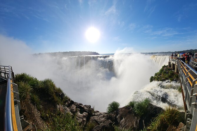 Total Iguassu Tour - Why seeing both sides matters