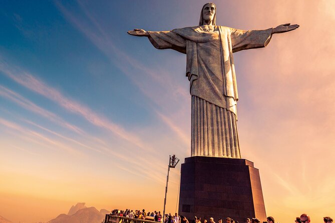Tour 1 day in Rio de Janeiro with Buffet Lunch! - Sugarloaf Mountain and the cable car ride