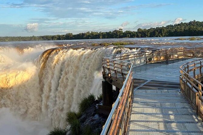 Tour 2 days: Brazilian Falls and Argentina & Bird Park - Who will get the most from this experience