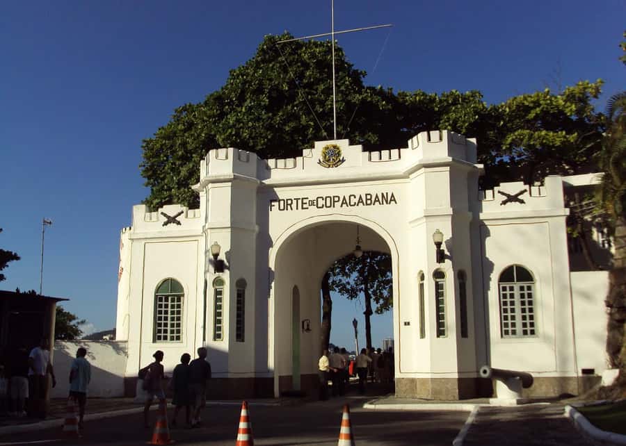 Tour Arpoador Sunset: Copacabana History & Stunning Sunset - Why this four-hour walk works well in Rio