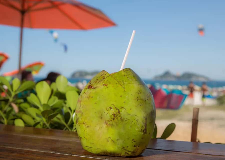 Tour Arpoador Sunset: Copacabana History & Stunning Sunset - Meeting at Posto 5 and starting along Copacabana Beach