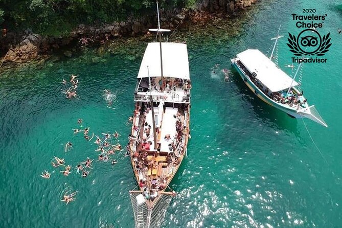 Tour to Angra dos Reis and Ilha Grande + Boat trip + Lunch - Boat atmosphere, extras, and comfort